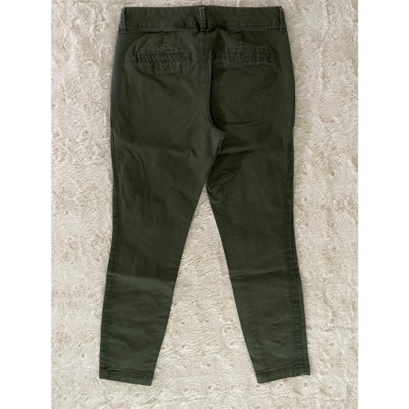 Army Green Old Navy Pixie Pant - Picture 4 of 5
